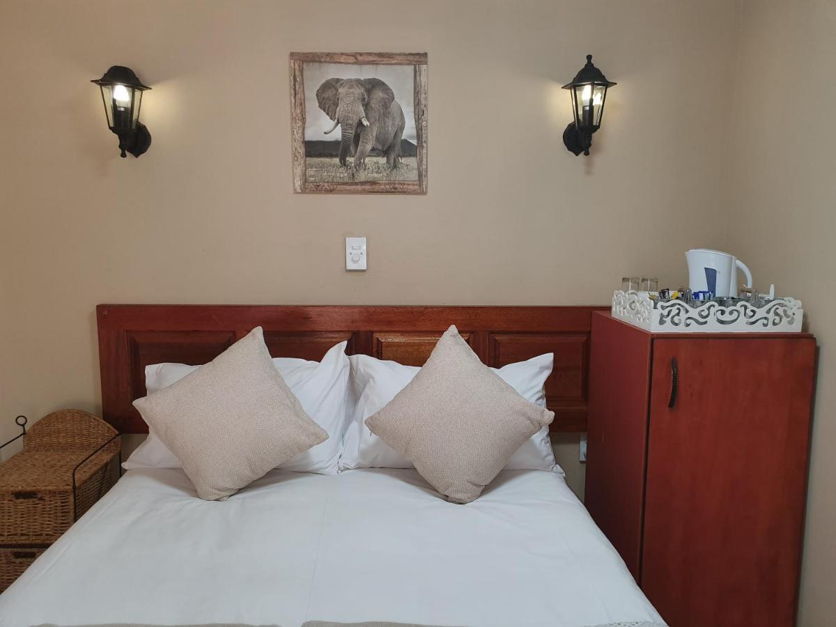 Lani'S Guest House - No Loadshedding Musina Kültér fotó